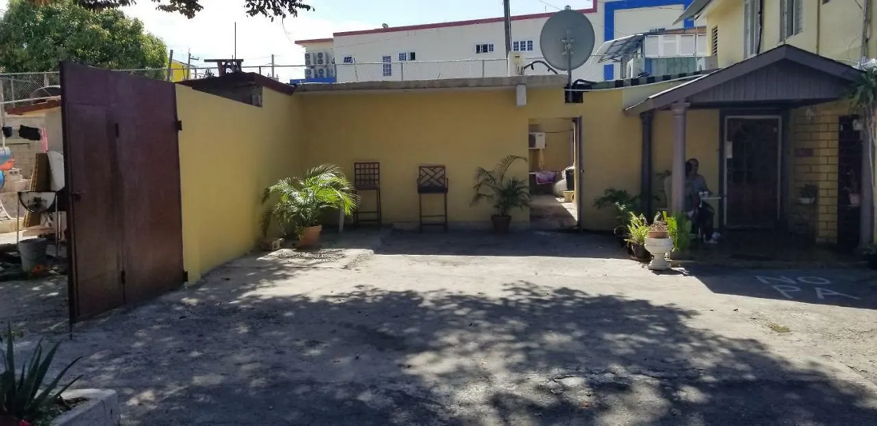 Kingston Hideaway Apartment